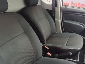 Nissan NP200 1.6i safety pack (aircon) - Image 16