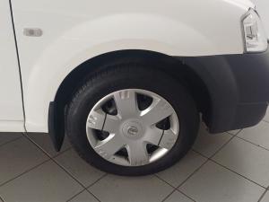 Nissan NP200 1.6i safety pack (aircon) - Image 8