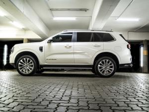 Ford Everest 3.0TD V6 4WD Platinum - Image 2