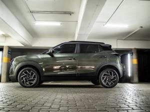 Mahindra XUV 3XO 1.2T AX7L - Image 2