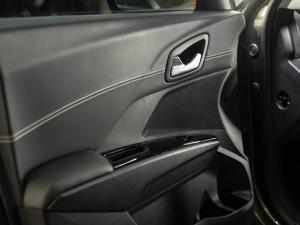 Mahindra XUV 3XO 1.2T AX7L - Image 36