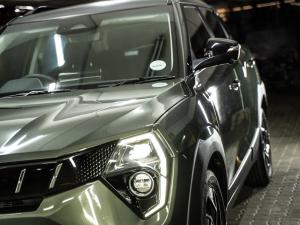 Mahindra XUV 3XO 1.2T AX7L - Image 6