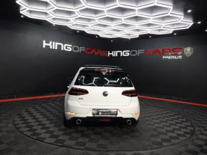 Volkswagen Golf GTI - Image 5