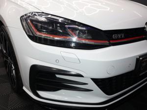 Volkswagen Golf GTI - Image 6