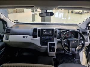 Toyota Quantum 2.8 SLWB panel van - Image 14