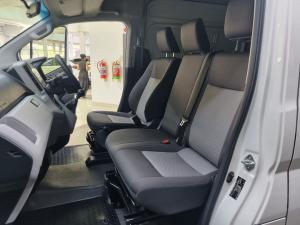 Toyota Quantum 2.8 SLWB panel van - Image 15