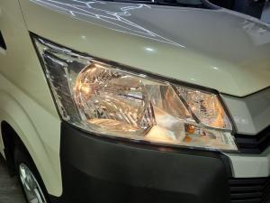 Toyota Quantum 2.8 SLWB panel van - Image 16