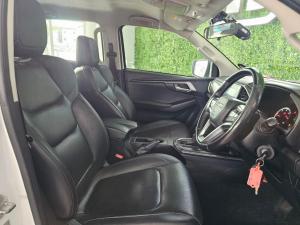 Isuzu D-Max 3.0TD double cab LS 4x4 auto - Image 13