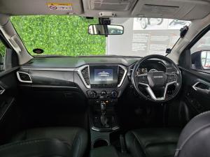 Isuzu D-Max 3.0TD double cab LS 4x4 auto - Image 9