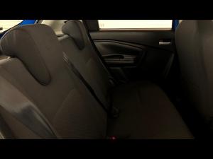 Toyota Vitz 1.0 XR manual - Image 12