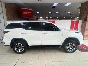 Toyota Fortuner 2.4GD-6 4x4 - Image 3