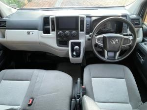 Toyota Quantum 2.8 LWB crew cab - Image 6