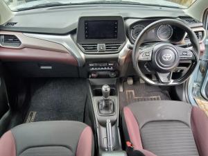 Toyota Starlet Cross 1.5 XS manual - Image 6
