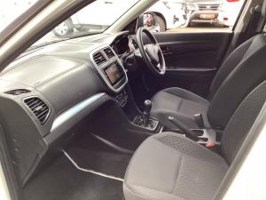 Suzuki Vitara Brezza 1.5 GL - Image 7