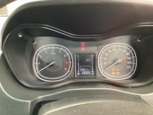 Suzuki Vitara Brezza 1.5 GL - Image 10