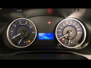 Toyota Hilux 2.4GD-6 SRX - Image 9