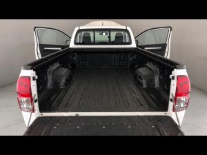 Toyota Hilux 2.4GD-6 SRX - Image 13