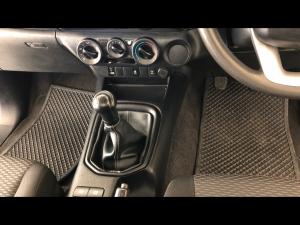 Toyota Hilux 2.4GD-6 SRX - Image 15