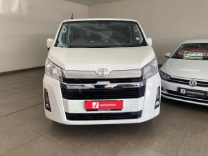 Toyota Quantum 2.8 LWB bus 11-seater GL - Image 4