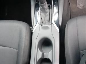 Toyota Corolla Cross 1.8 Xi - Image 12