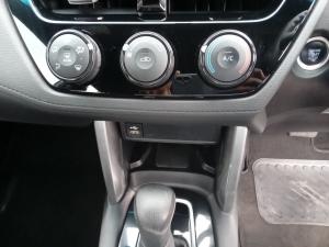 Toyota Corolla Cross 1.8 Xi - Image 15