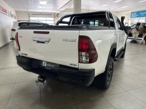 Toyota Hilux 2.8GD-6 Xtra cab 4x4 Legend 50 auto - Image 2