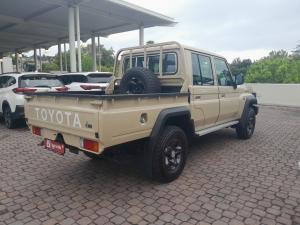 Toyota Land Cruiser 79 2.8GD-6 double cab - Image 2