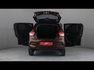 Toyota Vitz 1.0 XR auto - Image 24