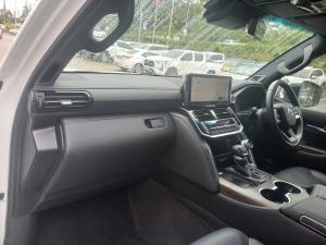 Toyota Land Cruiser 300 3.3D ZX - Image 7