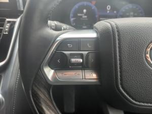 Toyota Land Cruiser 300 3.3D ZX - Image 9