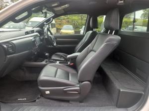 Toyota Hilux 2.8GD-6 Xtra cab Legend auto - Image 15