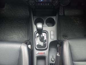 Toyota Hilux 2.8GD-6 double cab Legend auto - Image 12