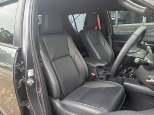 Toyota Hilux 2.8GD-6 double cab 4x4 Legend auto - Image 14