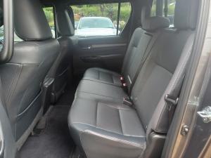 Toyota Hilux 2.8GD-6 double cab 4x4 Legend auto - Image 15