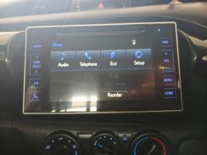 Toyota Hilux 2.4 GD-6 RB SRX automaticE/CAB - Image 14