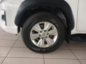 Toyota Hilux 2.4 GD-6 RB SRX automaticE/CAB - Image 20
