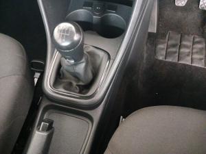 Volkswagen Polo Vivo 1.4 Trendline - Image 13