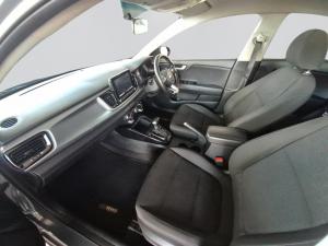 Kia RIO 1.4 LX automatic 5-Door - Image 3