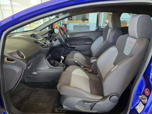 Ford Fiesta ST 1.6 Ecoboost Gdti - Image 10