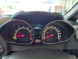Ford Fiesta ST 1.6 Ecoboost Gdti - Image 12