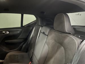 Volvo XC40 Recharge Single Motor Plus - Image 5