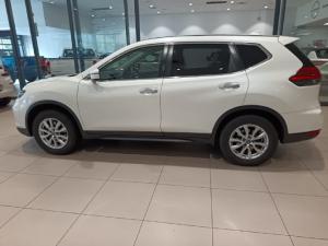 Nissan X-Trail 2.0 Visia - Image 2