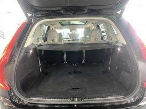 Volvo XC90 T8 Recharge AWD Ultra Dark - Image 14