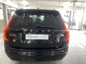 Volvo XC90 T8 Recharge AWD Ultra Dark - Image 4