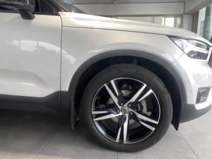 Volvo XC40 T3 R-Design auto - Image 11