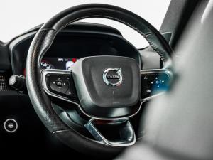 Volvo XC40 T3 R-Design auto - Image 21