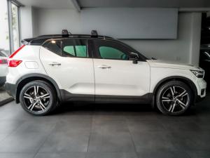 Volvo XC40 T3 R-Design auto - Image 3