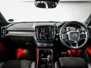 Volvo XC40 T3 R-Design auto - Image 5