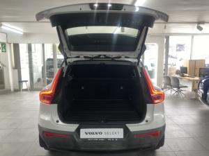 Volvo XC40 T3 R-Design auto - Image 5
