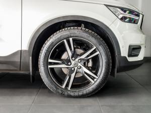 Volvo XC40 T3 R-Design auto - Image 8